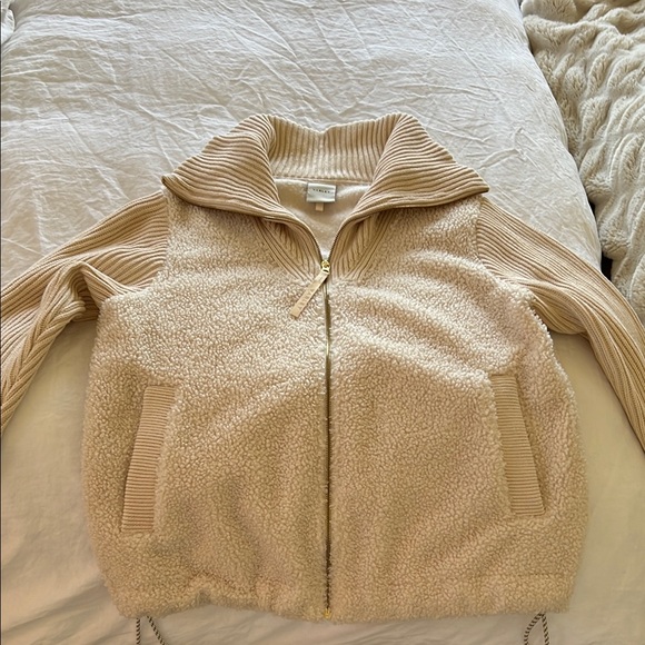 Varley Beige Sherpa Zip-Up Jacket - Picture 2 of 9